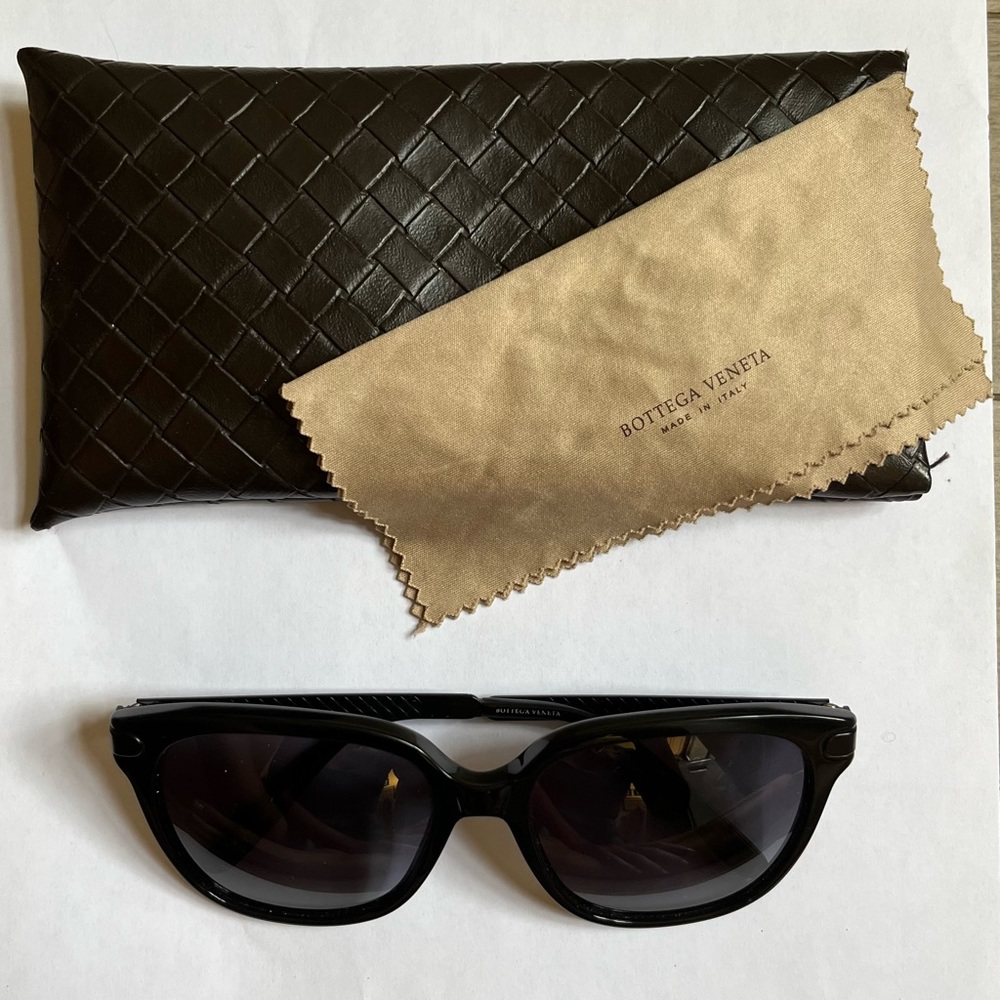 Bottega veneta acetate and metal black oversize sunglasses